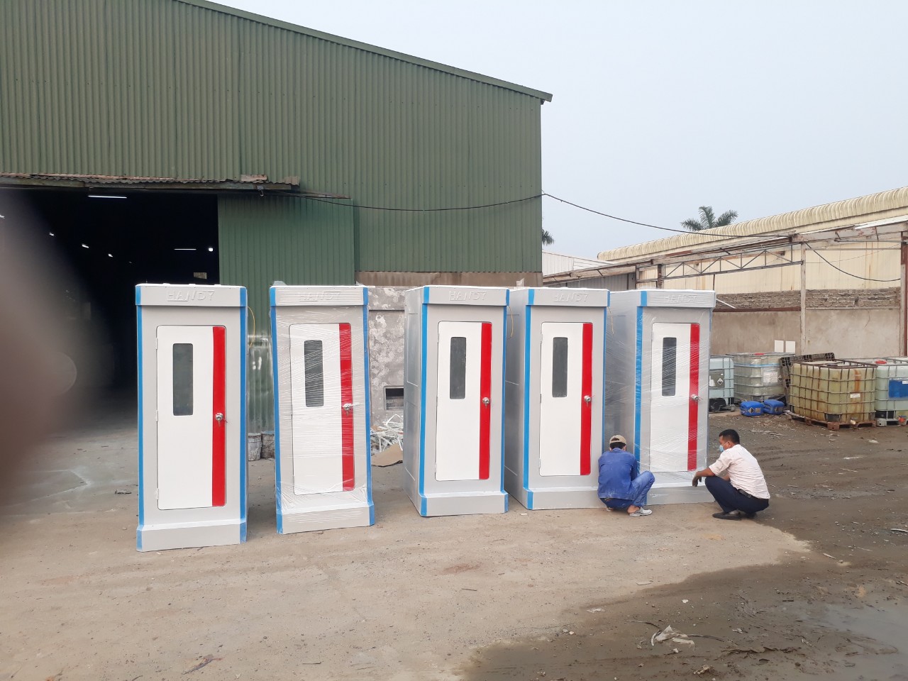 Cho thuê nhà vệ sinh phục vụ cách ly