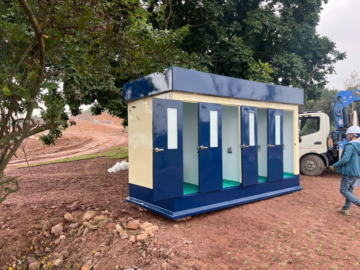 Thi công lắp đạt nhà vệ sinh công cộng